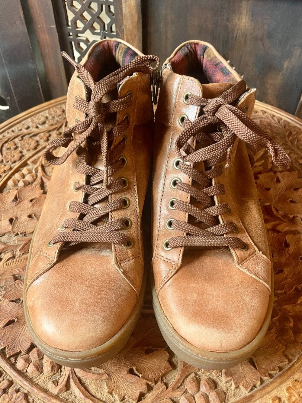 Born genuine leather ankle boots, W size 8, new w/o box